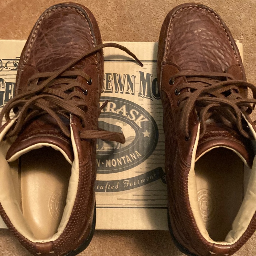 Cabela’s Kalispell Chukka Genuine Handsewn Moccasin